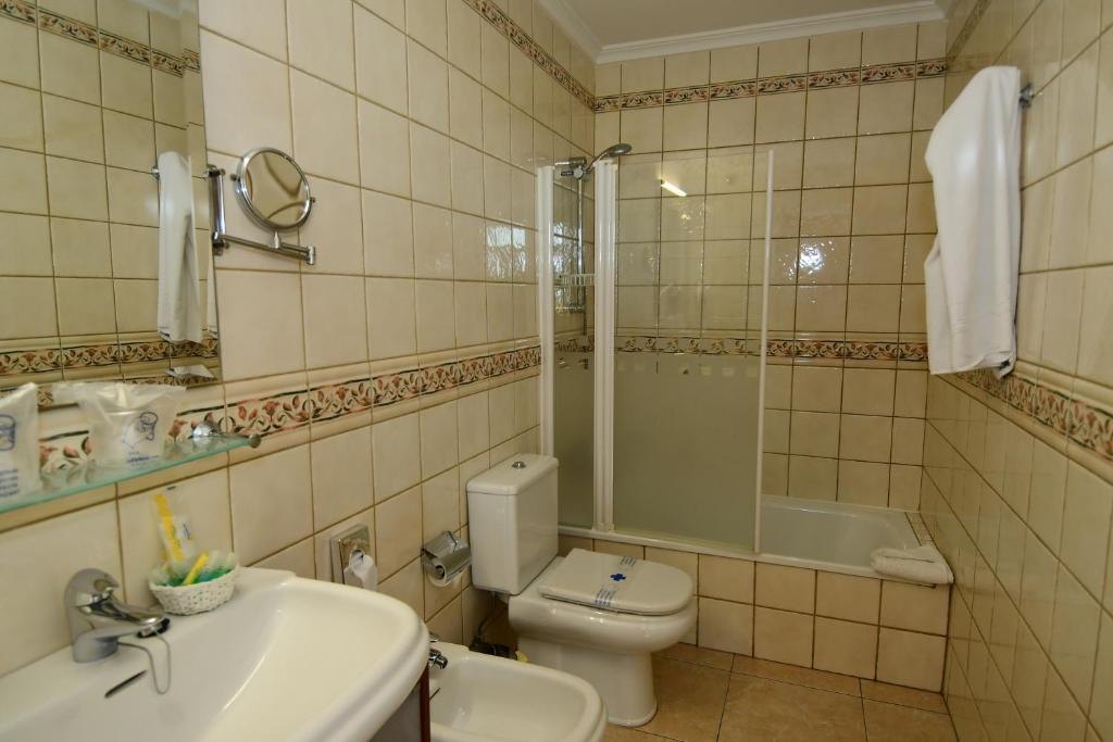 Koupelna v ubytování Villamar Hotel