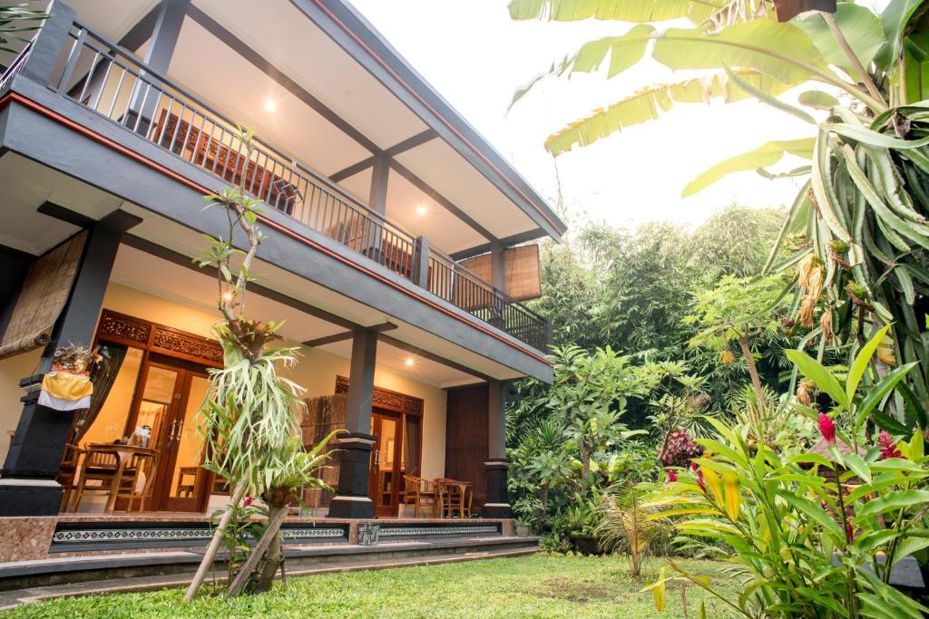 Zahrada ubytování Shindu Home Stay Room 8