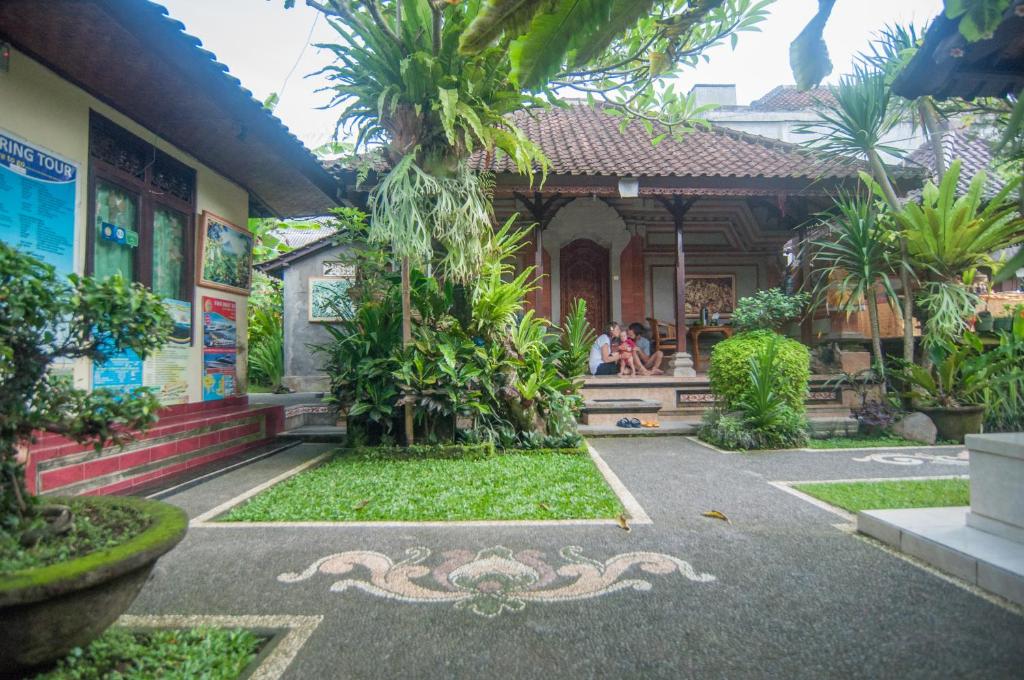Zahrada ubytování Shindu Home Stay Room 8