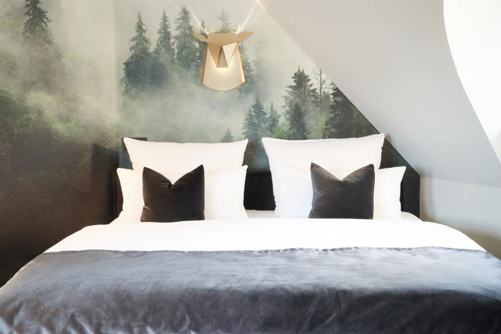 Meinsbur Boutique Hotel - Deluxe Double Room