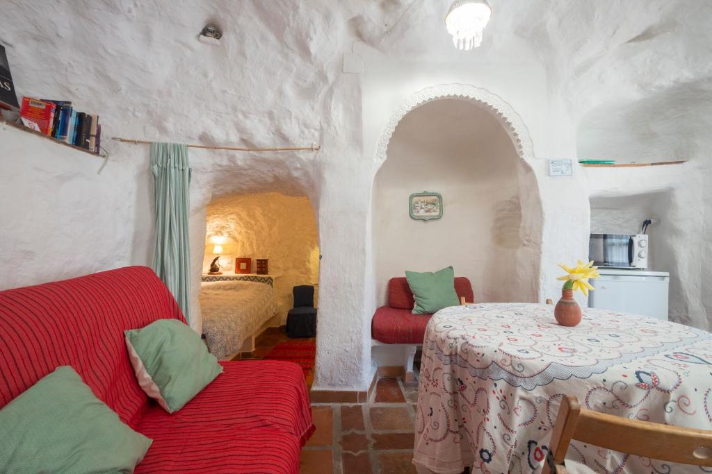 Kuchyň nebo kuchyňský kout v ubytování Casa Cueva Muntasal