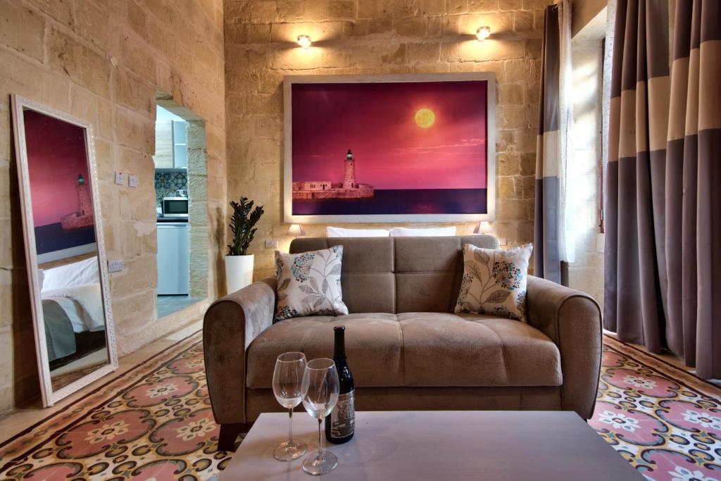 Posezení v ubytování Laparelli Suites: Luxury Suite 3