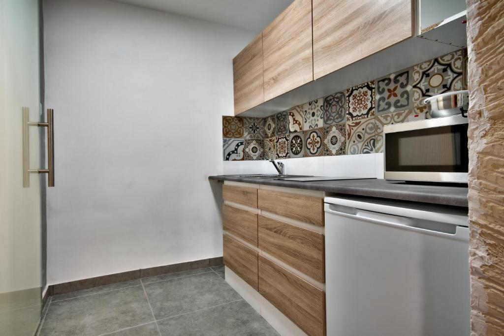 Kuchyň nebo kuchyňský kout v ubytování Laparelli Suites: Luxury Suite 3