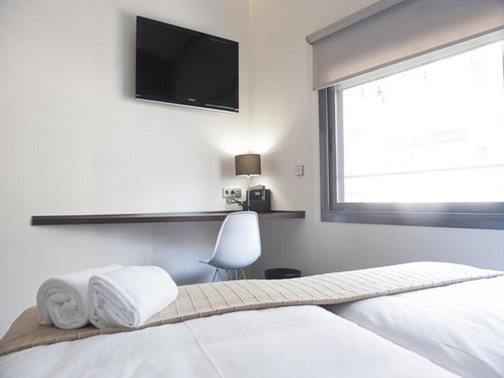 Barcelona Fifteen central Aparthotel - Resim 36