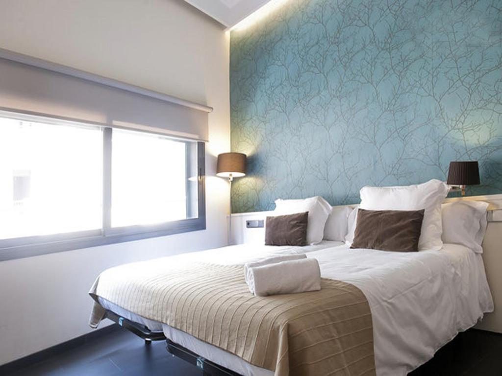 Barcelona Fifteen central Aparthotel - Resim 38
