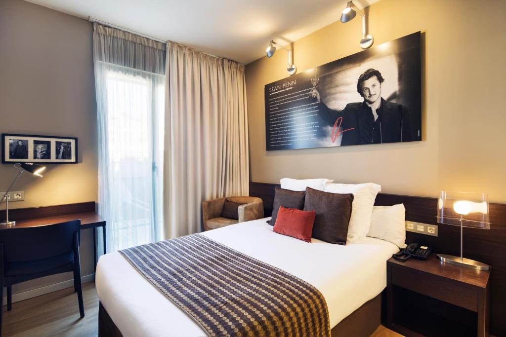 Hotel Zinema7 - Resim 26