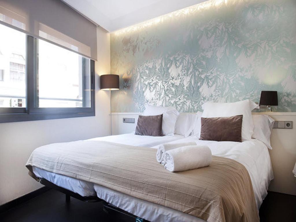 Barcelona Fifteen central Aparthotel - Resim 41