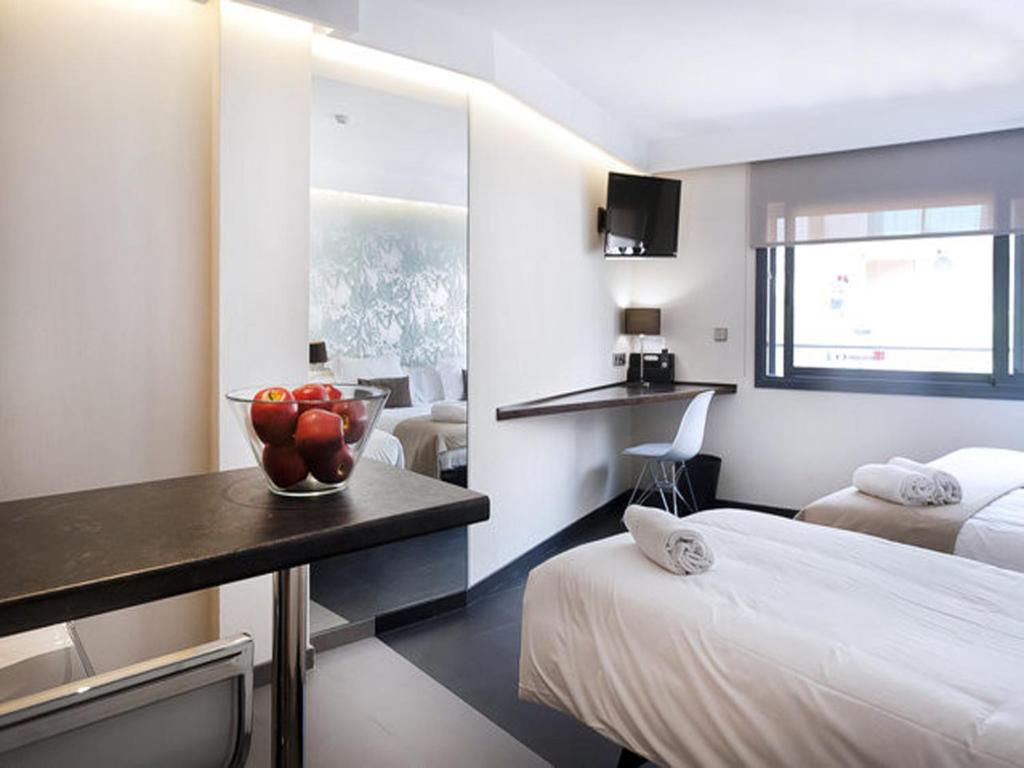 Barcelona Fifteen central Aparthotel - Resim 42