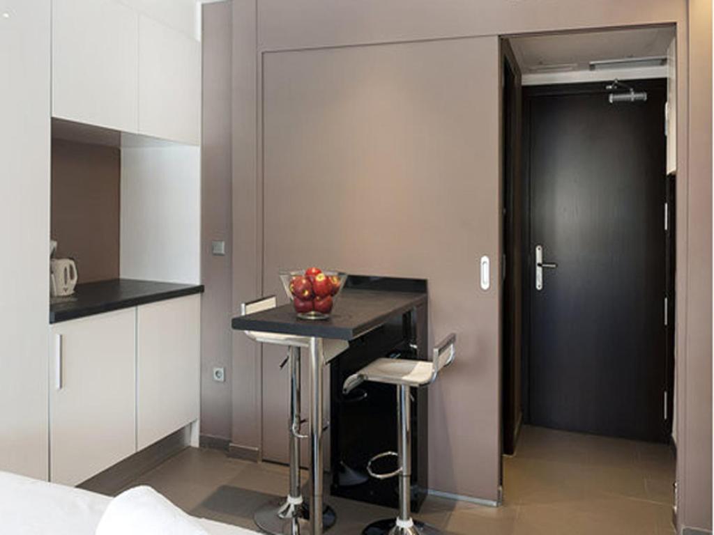 Barcelona Fifteen central Aparthotel - Resim 44