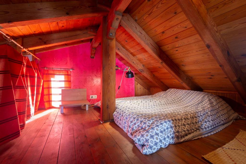 Postel nebo postele na pokoji v ubytování Casa Cueva Muntasal