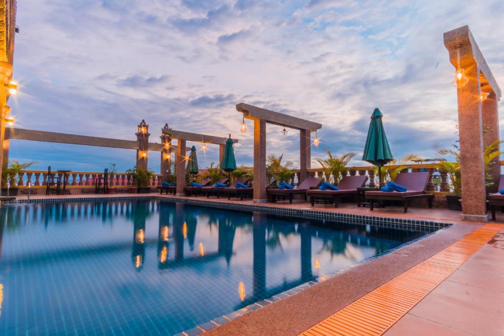 Bazén v ubytování Hello Cambodia Boutique nebo v jeho okolí