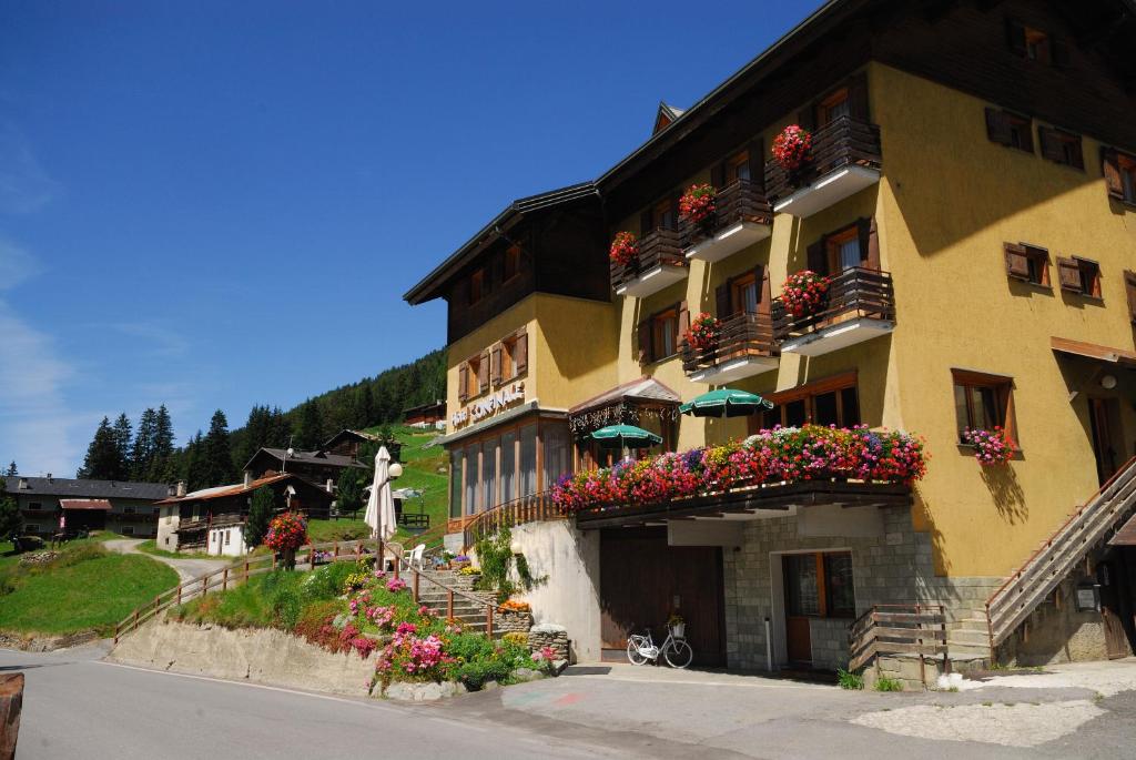 Budova, kde se hotel nachází