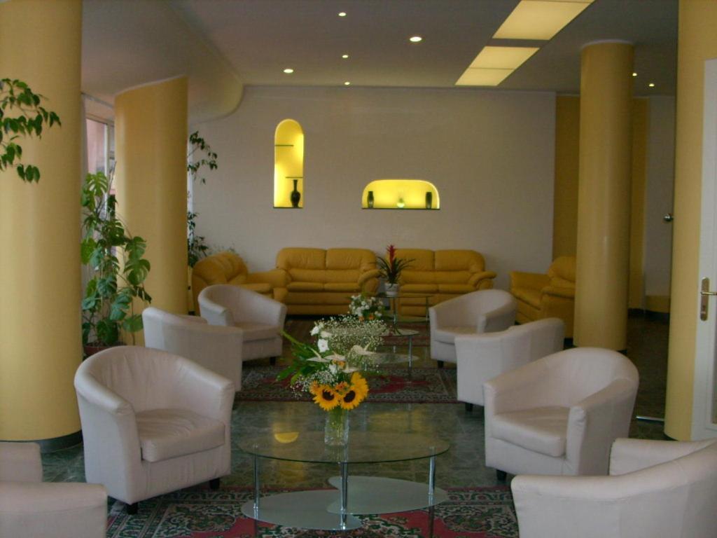 Posezení v ubytování Hotel Robinia