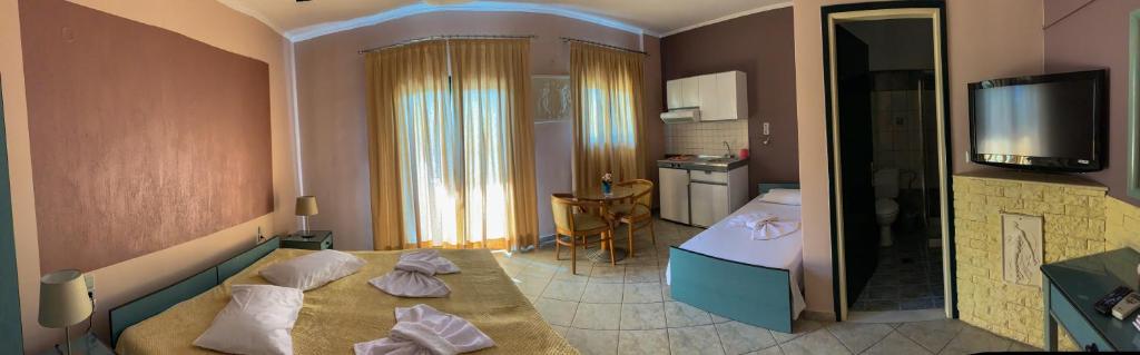 A kitchen or kitchenette at Acheron Springs-Markou Ilias