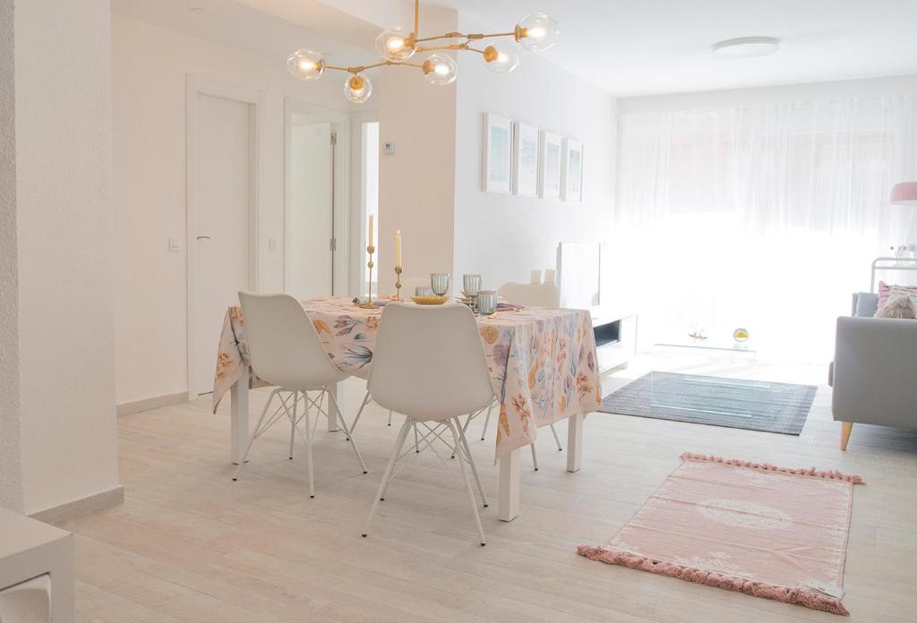 Galeriebild der Unterkunft City Valencia Beach 360 in Valencia