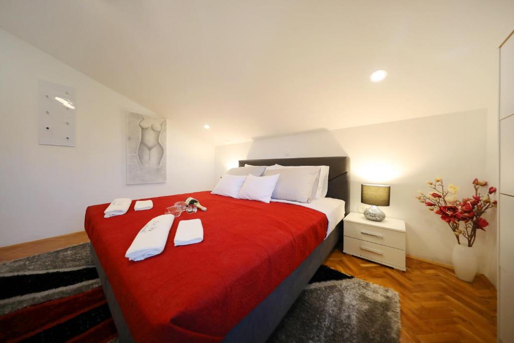 Posteľ alebo postele v izbe v ubytovaní Magic Blue Sky Apartment
