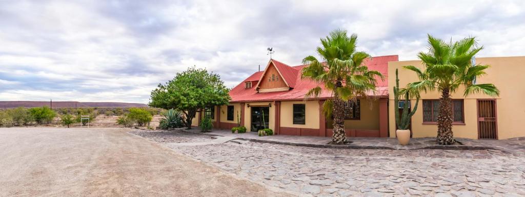 Maltahöhe Hotel - отзывы и видео