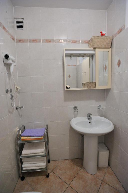 Kúpeľňa v ubytovaní Apartments Fabac