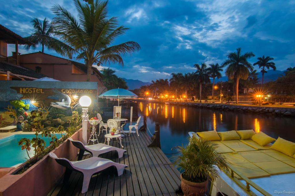 Bazén v ubytování Pousada Casa do Rio Hostel - 8 min do Centro Hístorico - Passeio de Barco com saída da Pousada -Pago a parte- Perto das Praias e Beira Rio nebo v jeho okolí