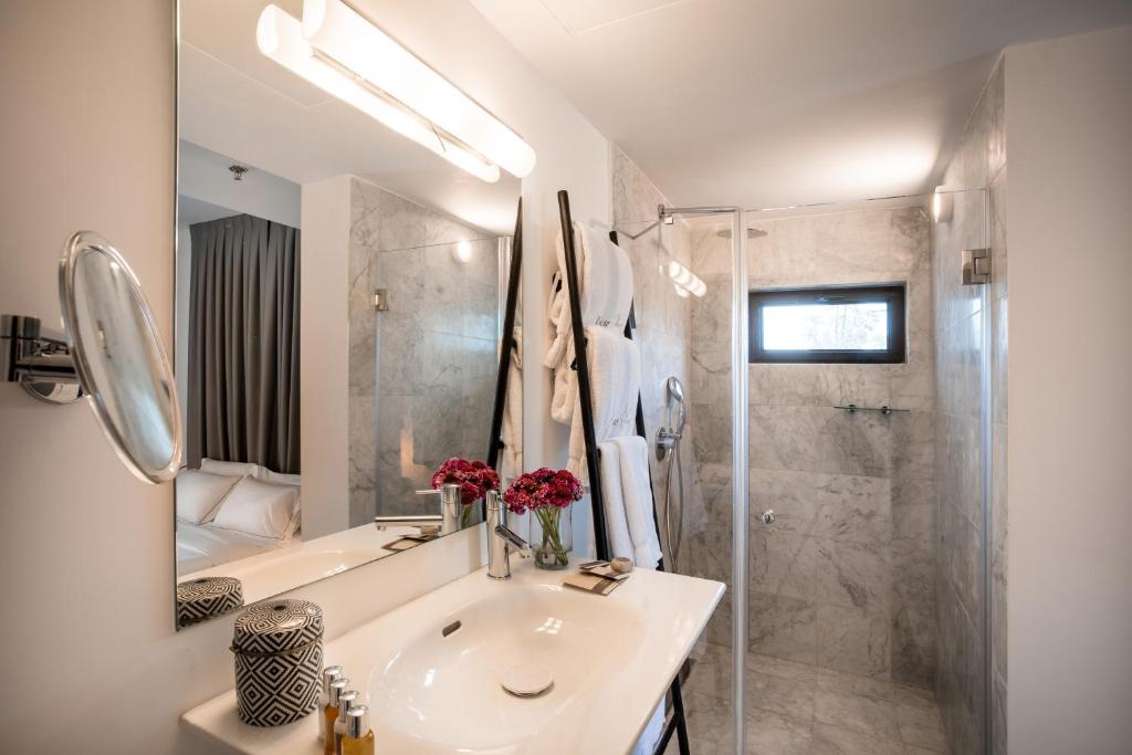 Lear Sense Hotel - Superior Single Room