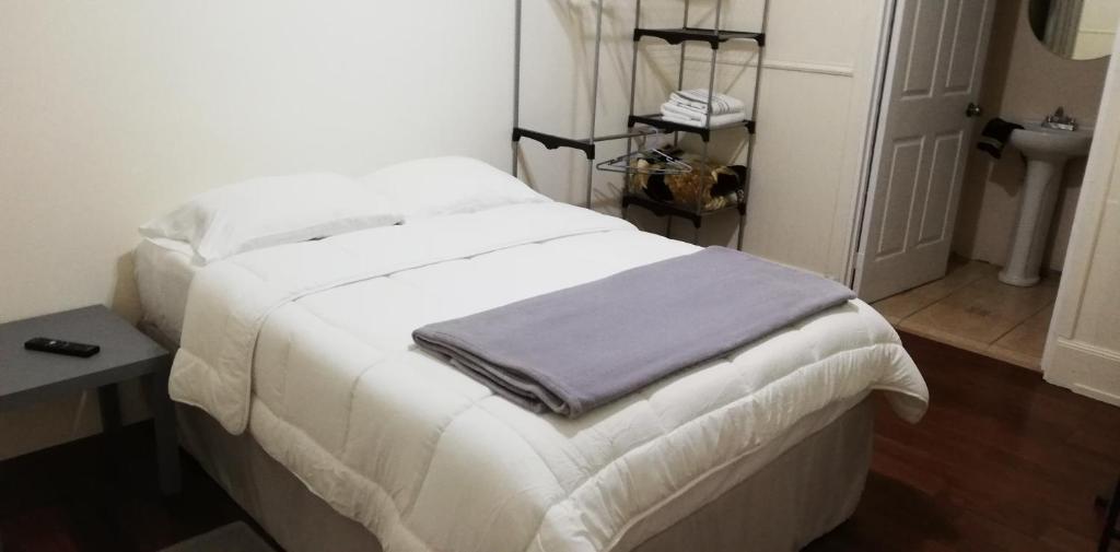 Postel nebo postele na pokoji v ubytování Casa Mayela Guest House