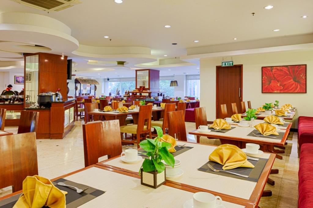 Restaurace v ubytování Hotel Sahid Surabaya