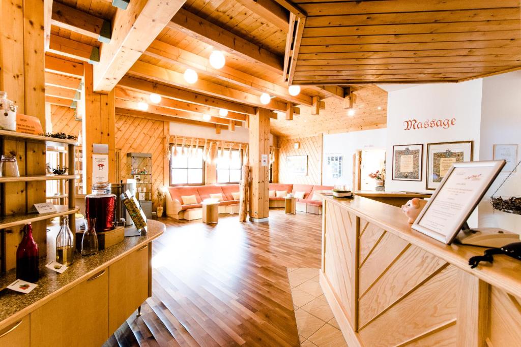 Kuchyň nebo kuchyňský kout v ubytování Familienhotel Hinteregger