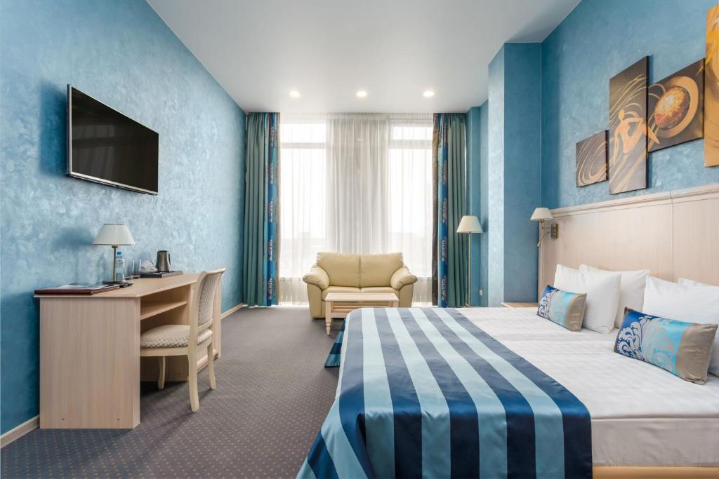 Hotel KapitoLinn - Большой двухместный номер с одной большой кроватью или двумя раздельными кроватями