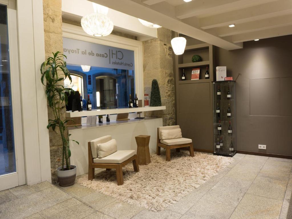 A seating area at Carris Casa de la Troya