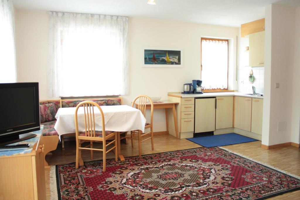 Kuchyňa alebo kuchynka v ubytovaní Appartement Prieth