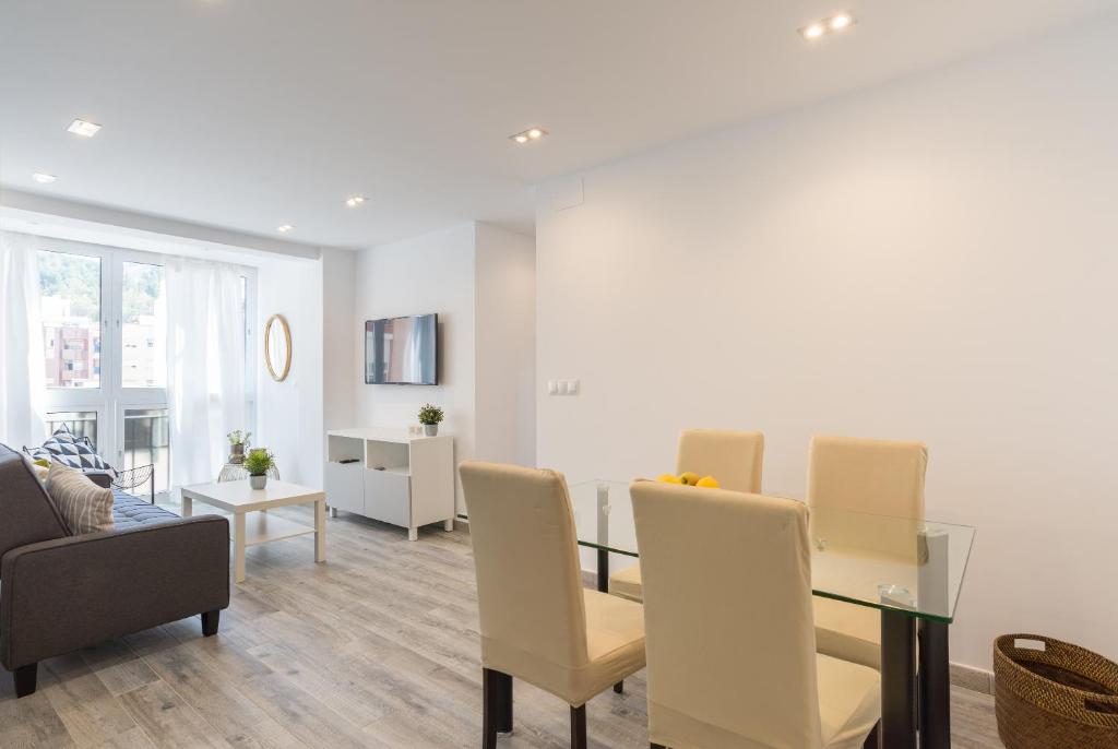 A seating area at Berlanga, apartamento en el centro