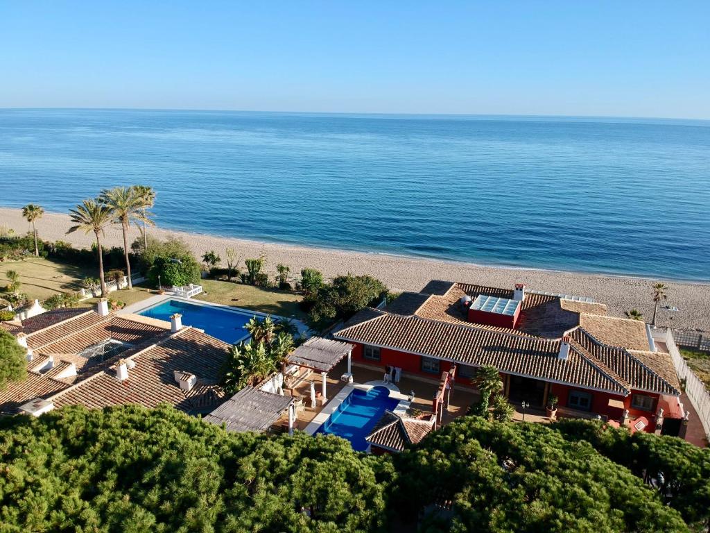 Villa at the Beach in Marbella, Spain - Booking.com