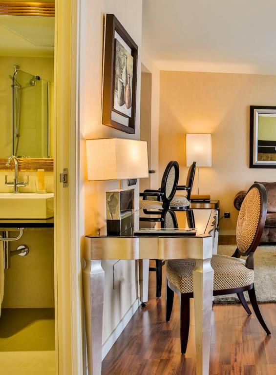 Hotel 525 - 