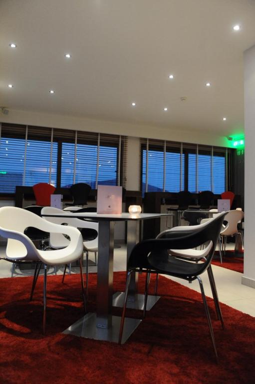 Posezení v ubytování Hara Hotel