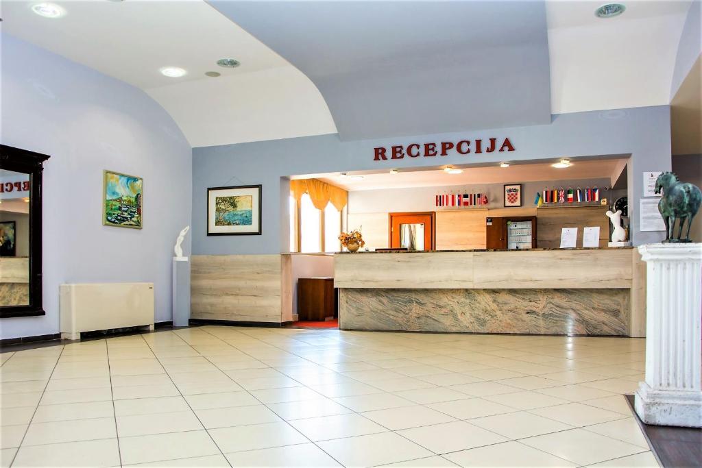 Gallery image of Hotel Selce in Selce
