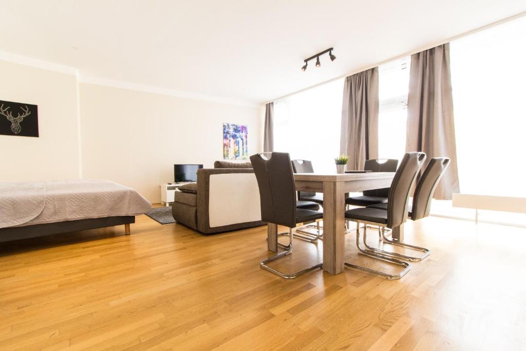 Postel nebo postele na pokoji v ubytování Apartment Kaiserstraße