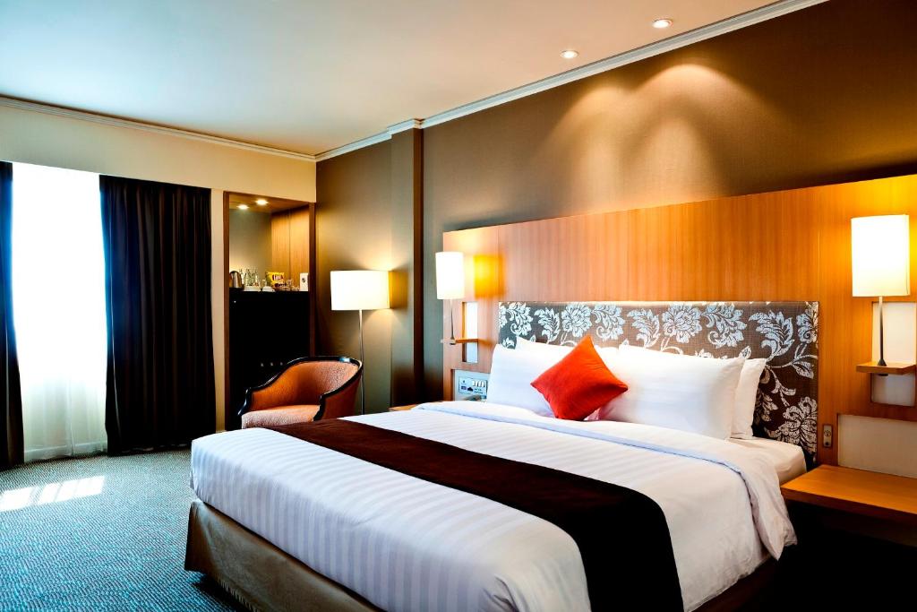 Royal Princess Larn Luang - SHA Extra Plus - Superior Double Or Twin Room With City View