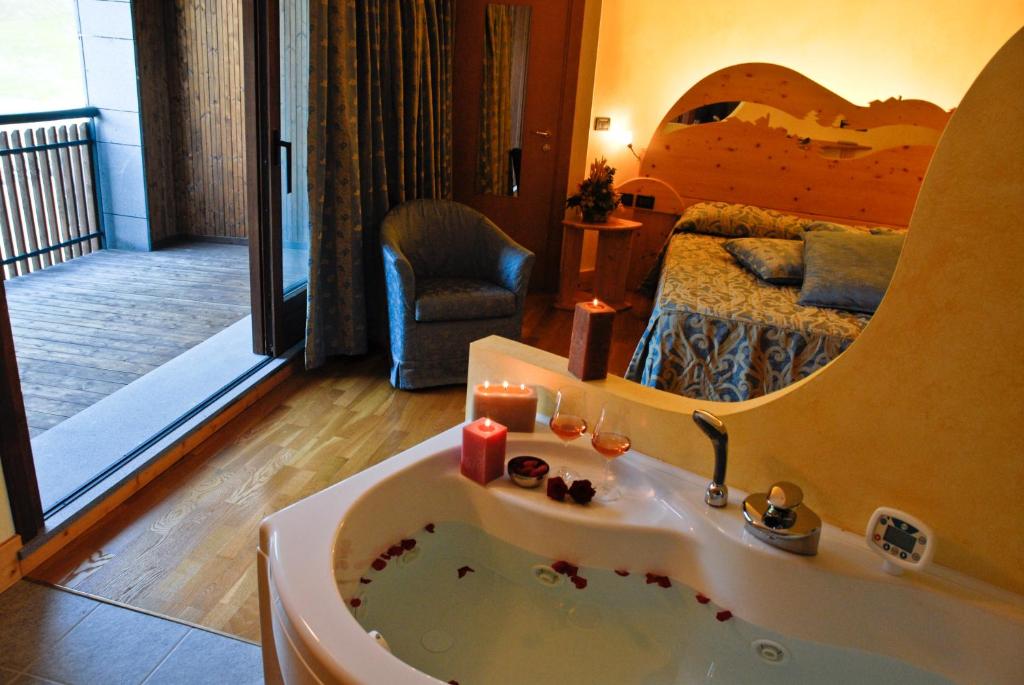 Koupelna v ubytování Hotel Rivè - Complesso Turistico Campo Smith