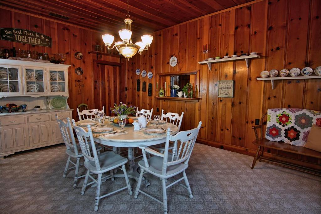 Fotografie z fotogalerie ubytování Live Oak B&B v destinaci Glen Rose