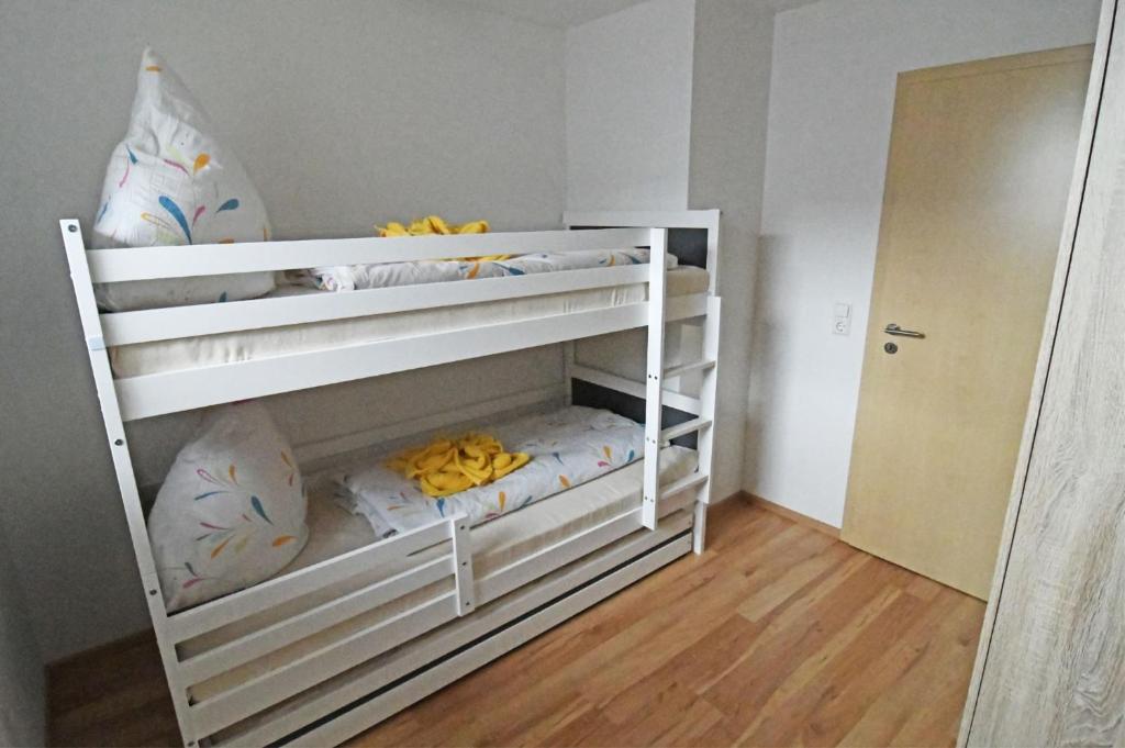 Postel nebo postele na pokoji v ubytování Ferienwohnung Zürn