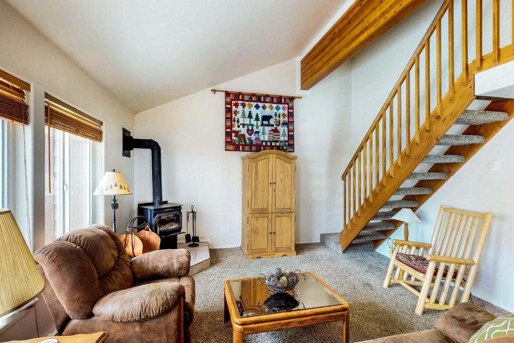 Aspen Village Condo 32, McCall (updated prices 2024)