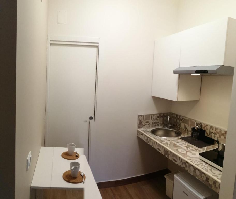 Guest Room Nesea - Camera Familiare Con Bagno Privato