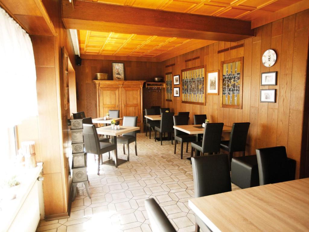 Posezení v ubytování Holiday Home in Germany near Müllerthal Walks