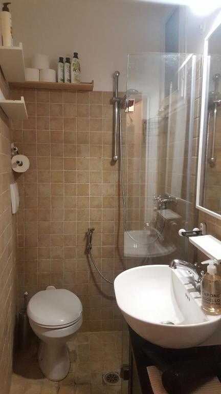 Kúpeľňa v ubytovaní La Casa sui Portici