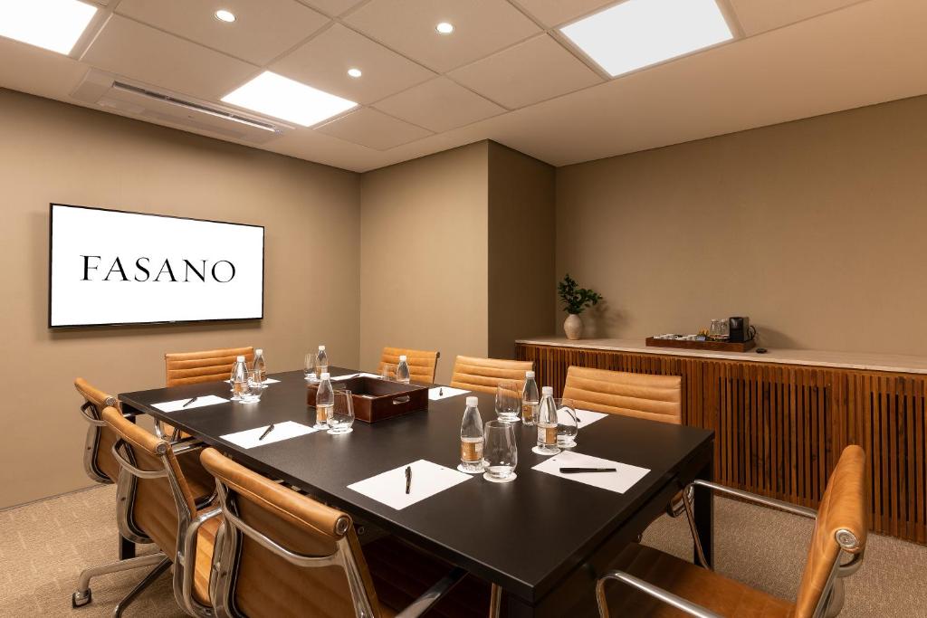 Um restaurante ou outro lugar para comer em Hotel Fasano Belo Horizonte