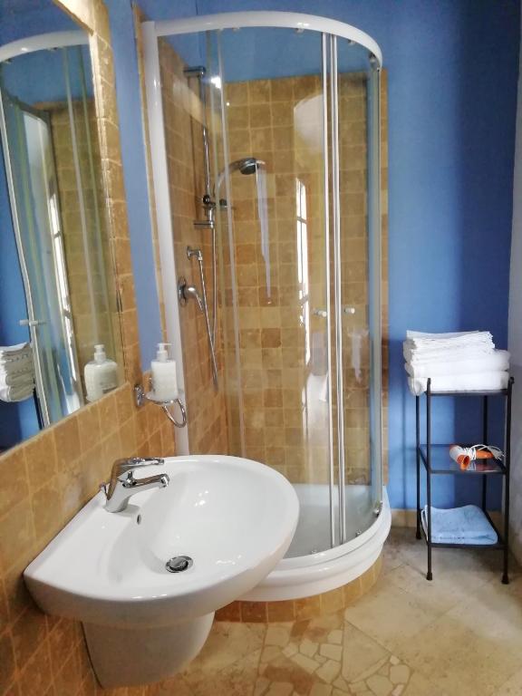 B&B Badde Cubas