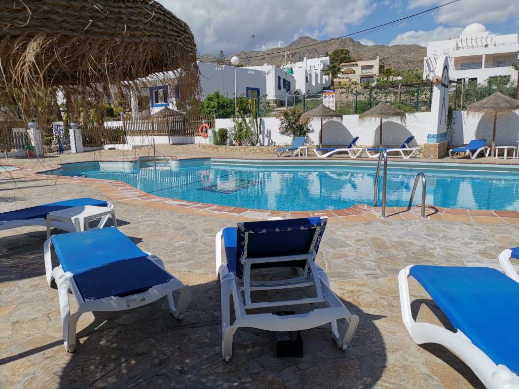 Bazén v ubytování Hotel El Puntazo I nebo v jeho okolí