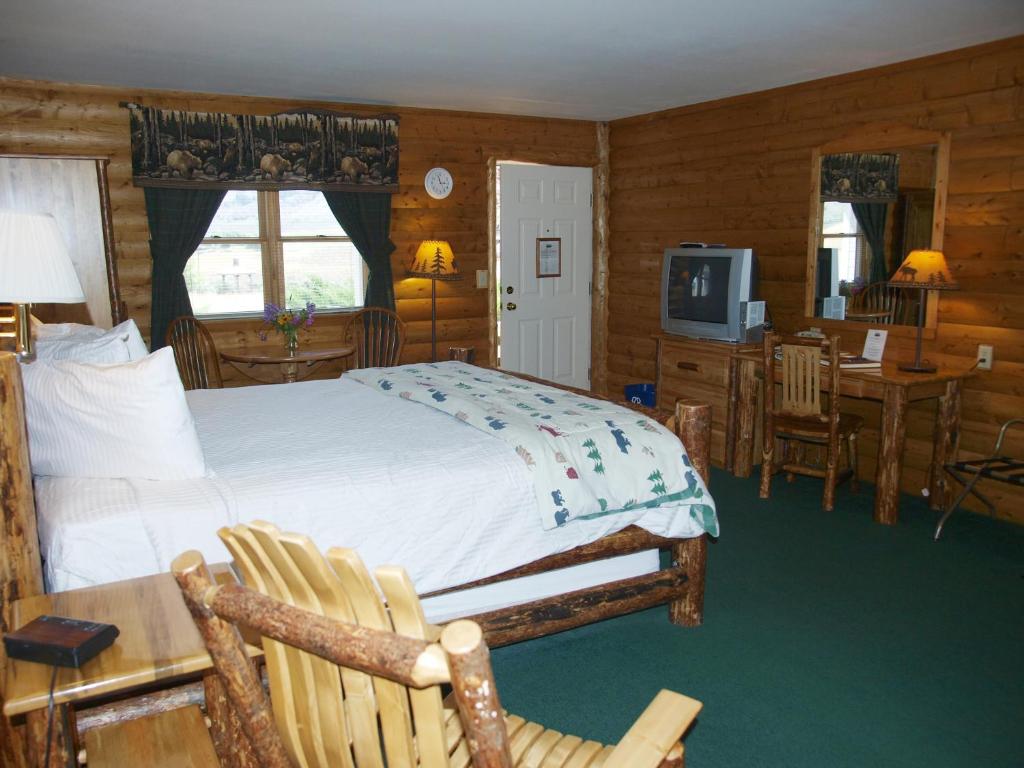 Yellowstone Basin Inn photo