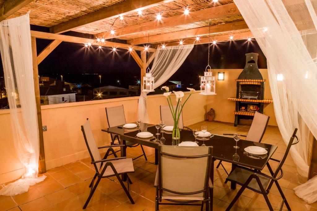 Balkón nebo terasa v ubytování Apartamento Ático Bardenas