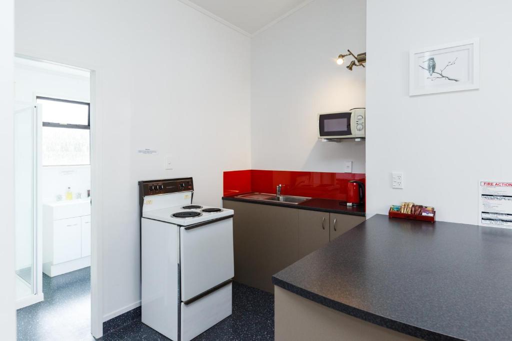 Cucina o angolo cottura di Manfeild Park Motel
